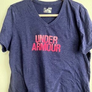 Under Armour v neck loose fit t shirt, purple size XL